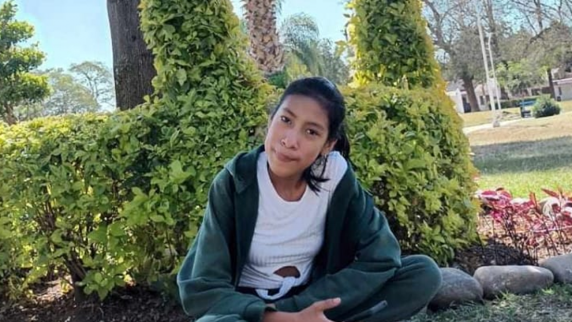 [URGENTE] Desapareci� una nena de 13 a�os: fue al colegio y no regres�