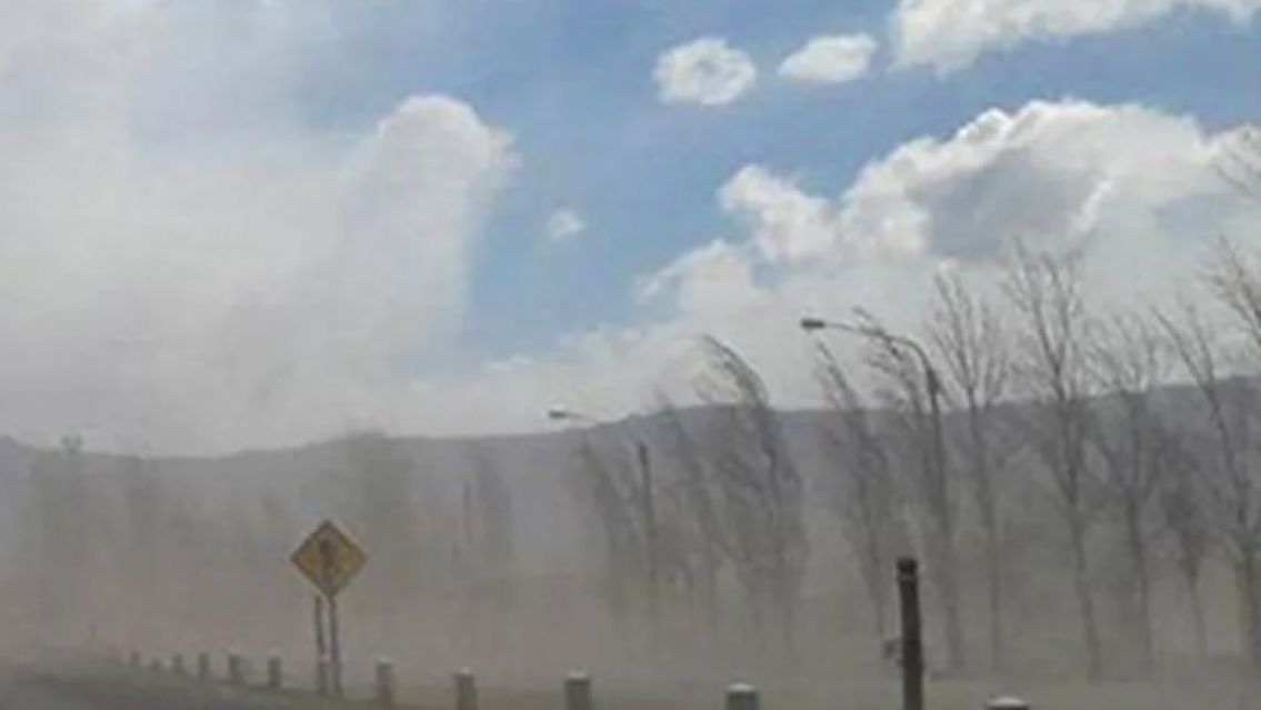 Hay alerta por viento zonda en Jujuy: Se viene con todo