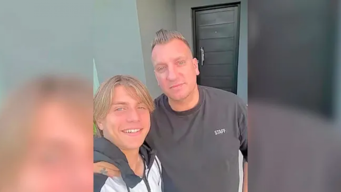 Al lado de su hijo y 'palito' para Wanda e Icardi. El posteo de Maxi López