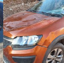 Martes accidentado en Humahuaca: un terrible vuelco dejó un auto destruido