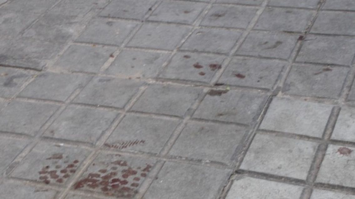 Jujeño tuvo que salir corriendo, su novia lo cortajeó entero