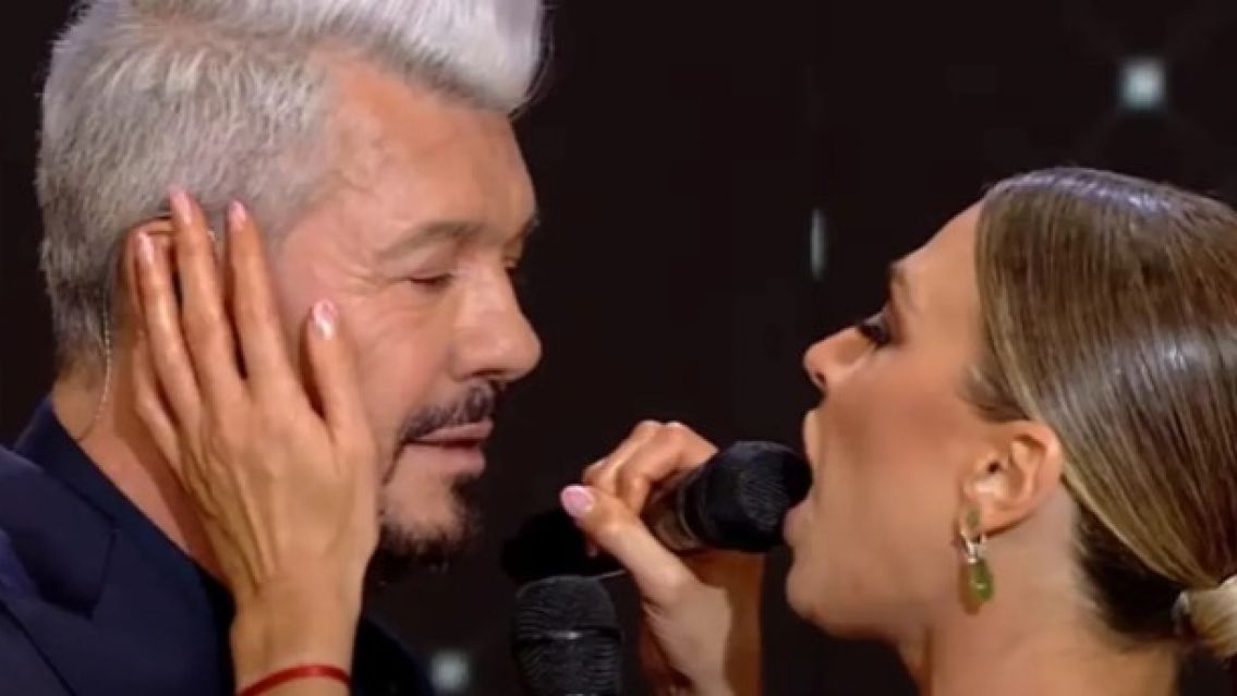 Picante reencuentro de Tinelli y Coki en el Bailando 2023: escena de celos y un beso final