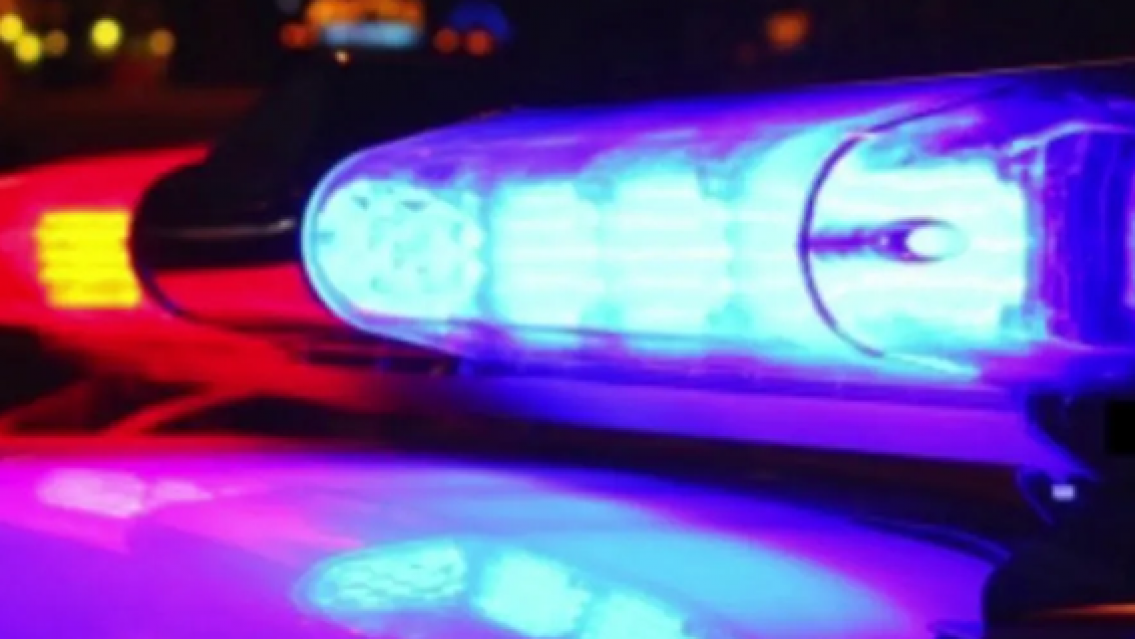 Un jubilado le dispar� a un ladr�n que tom� como reh�n a su esposa en pleno asalto