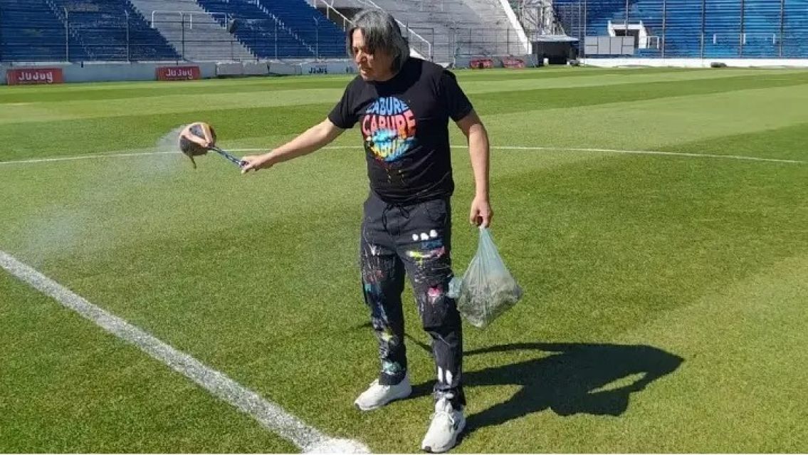 El Lobo no ganaba y se iba al descenso: contrataron un brujo y podr�a ascender