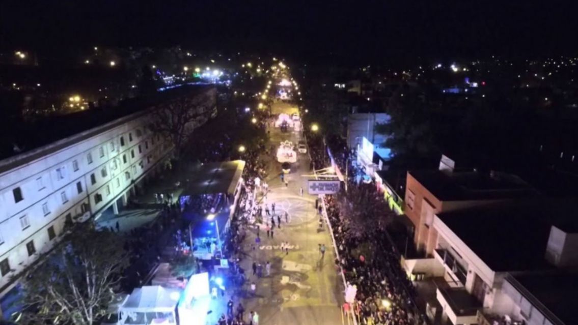 Jujeño enfurecido pidió que el desfile de carrozas vuelva a la Avenida Córdoba: su explicación