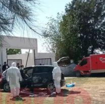 Lo encontraron muerto en la puerta del cementerio con una carta: "Quiero estar..."