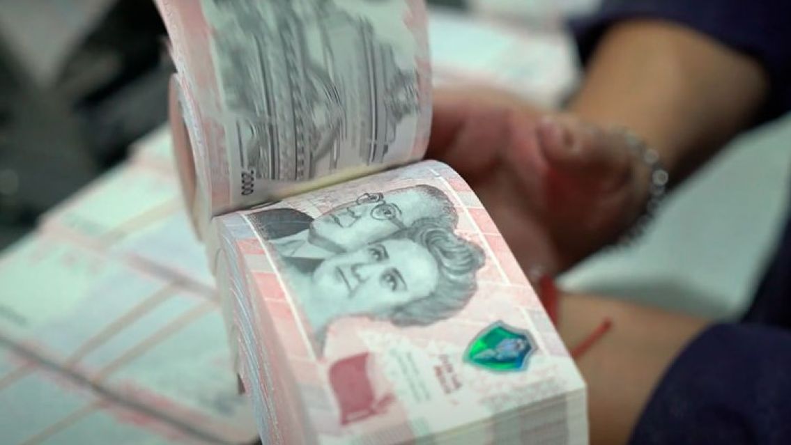 Con raz�n no est�n en todos los cajeros: el problema del billete de $2000