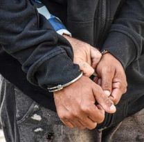 Un joven volvi&oacute; de la calle y le hizo cosas horribles a su pap&aacute;: el hombre es ciego y no pod&iacute;a defenderse