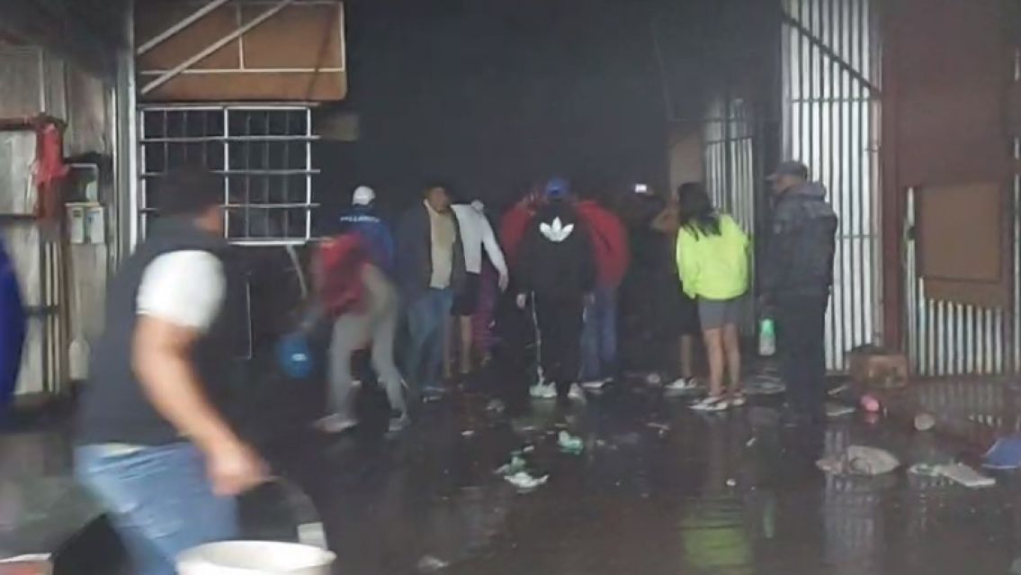 Incendio en la feria de Perico ¿Ataque mafioso?