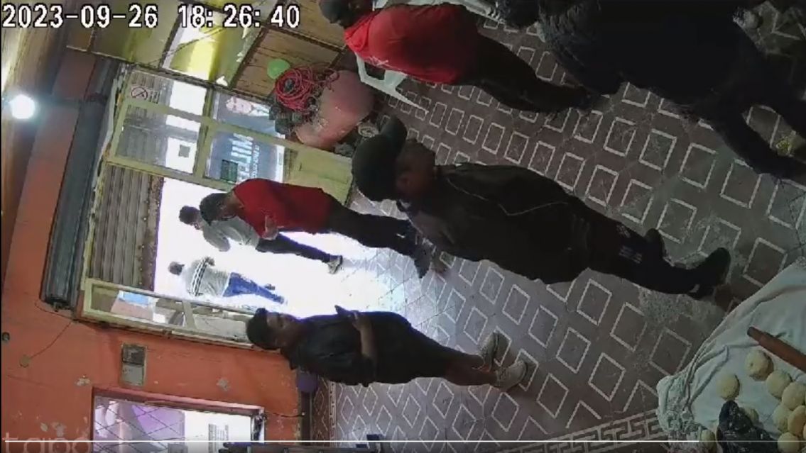 Atacaron una sede de La Libertad Avanza en Jujuy: "Fueron 12 personas"
