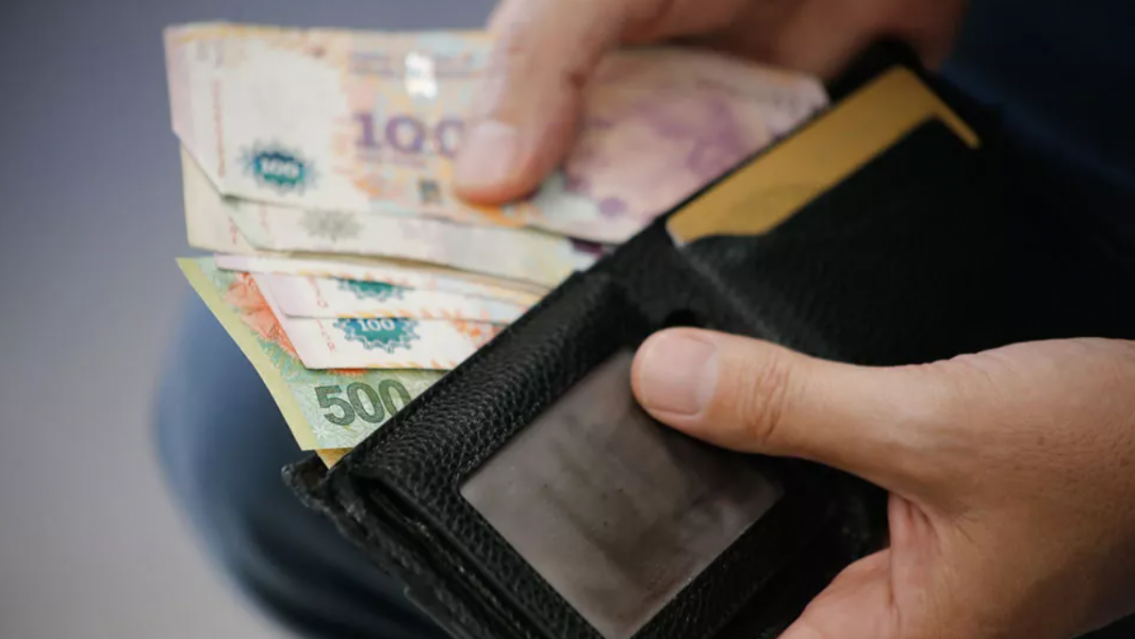 Aumento del 32,5% en el salario hasta diciembre: cu�nto se cobrar� en Octubre