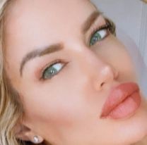 Luciana Salazar se luci&oacute; con un minivestido ajustado con aberturas extremas y bucaneras negras