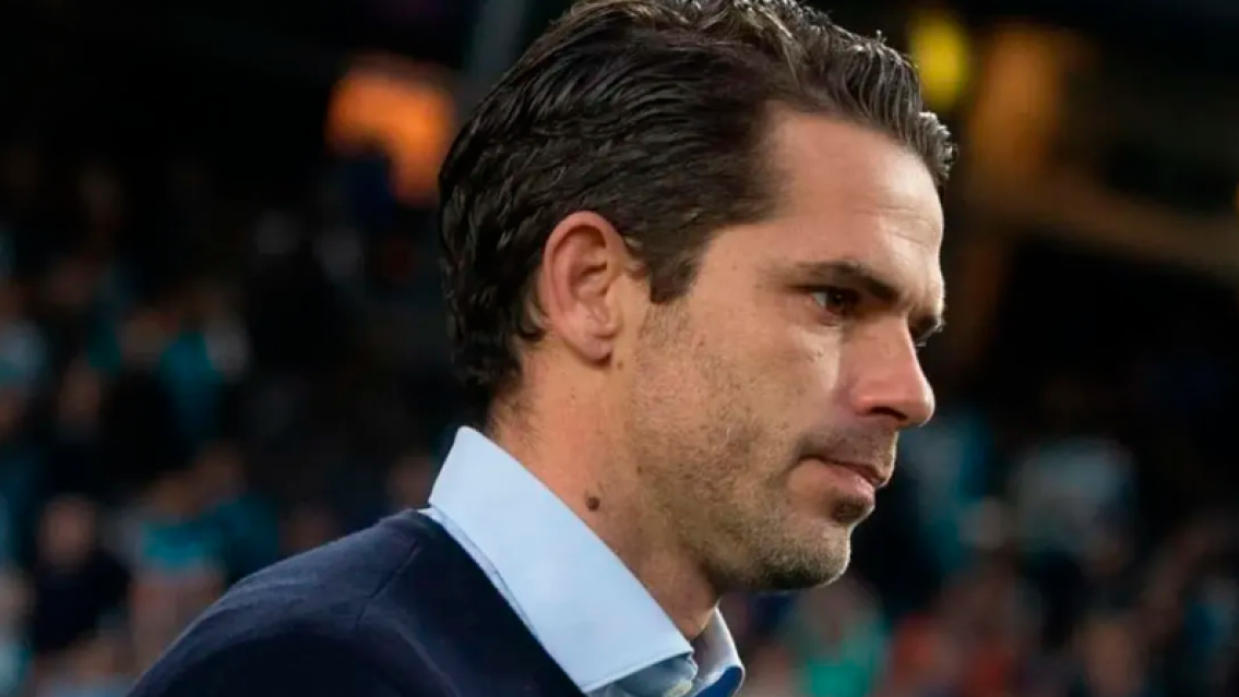 Gago tomó una drástica decisión tras la derrota con Independiente