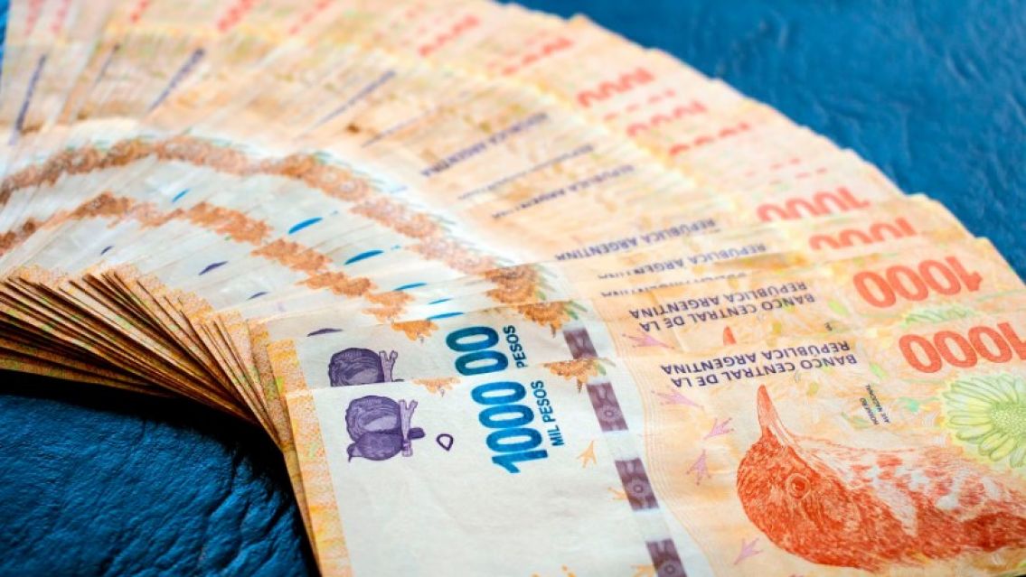 Se vienen extras de ANSES para los que cobran AUH y Tarjeta Alimentar