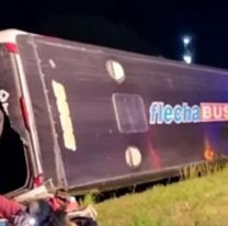 Volc&oacute; un micro que llevaba a chicos del colegio San Jos&eacute;: Volv&iacute;an dle viaje de egresados