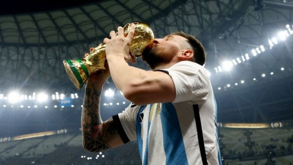 Argentina, Uruguay y Paraguay inaugurar�n el Mundial 2030