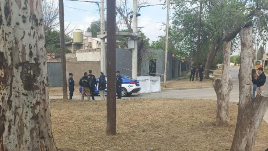 Apareció muerto en la calle y con la cabeza destrozada: investigan si robaba cables