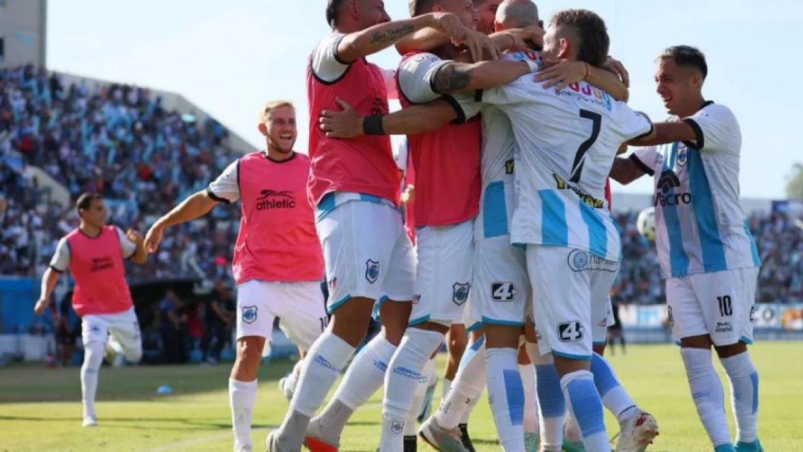 El Lobo va por tres puntos ante Racing en Córdoba