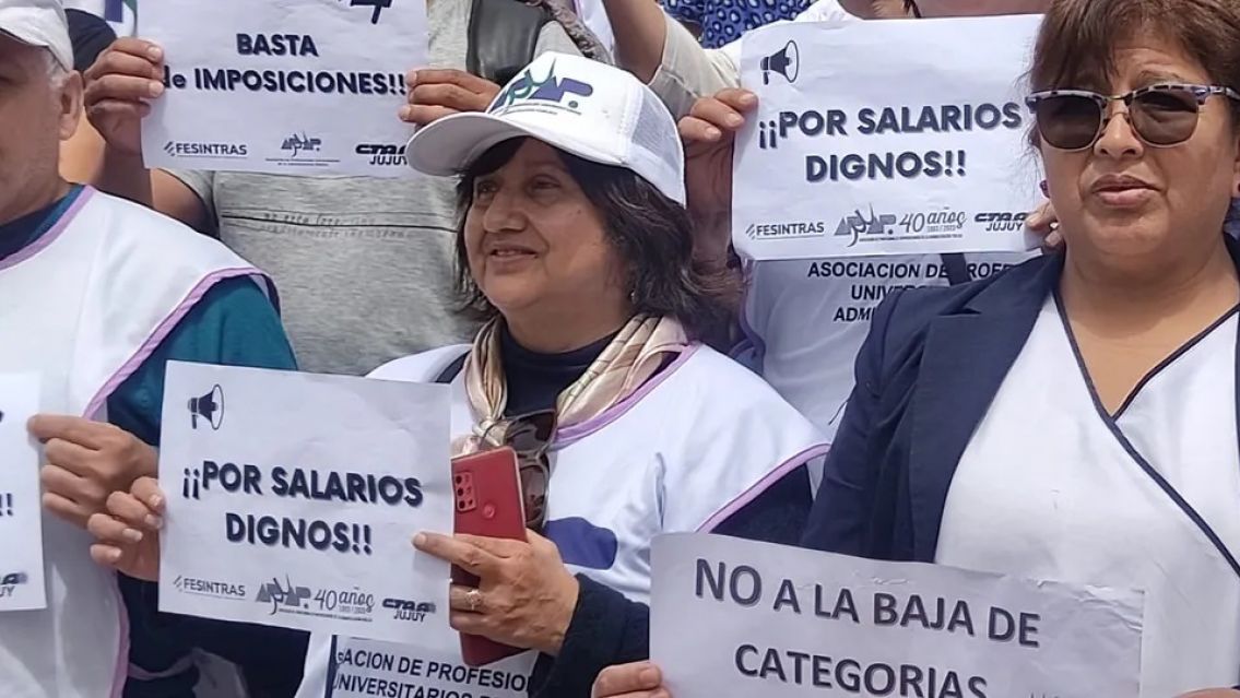 Salud se volvi� a manifestar en Jujuy: ruidazo por los salarios