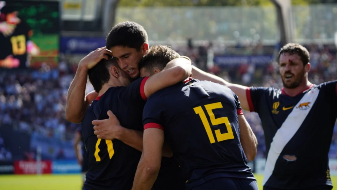 Los Pumas lucharon y ganaron: clasificaron a los cuartos de Final, cuando juega