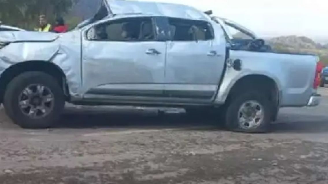 Murió una nena en un terrible vuelco: Hay 9 heridos