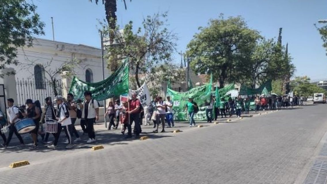 ATE se moviliz� en Jujuy por mejoras salariales y pase a planta permanente