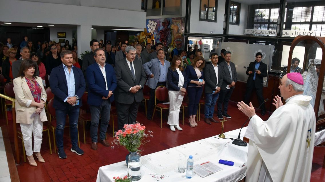 Diputados jujeños recibieron a la Virgen de Río Blanco en la Legislatura