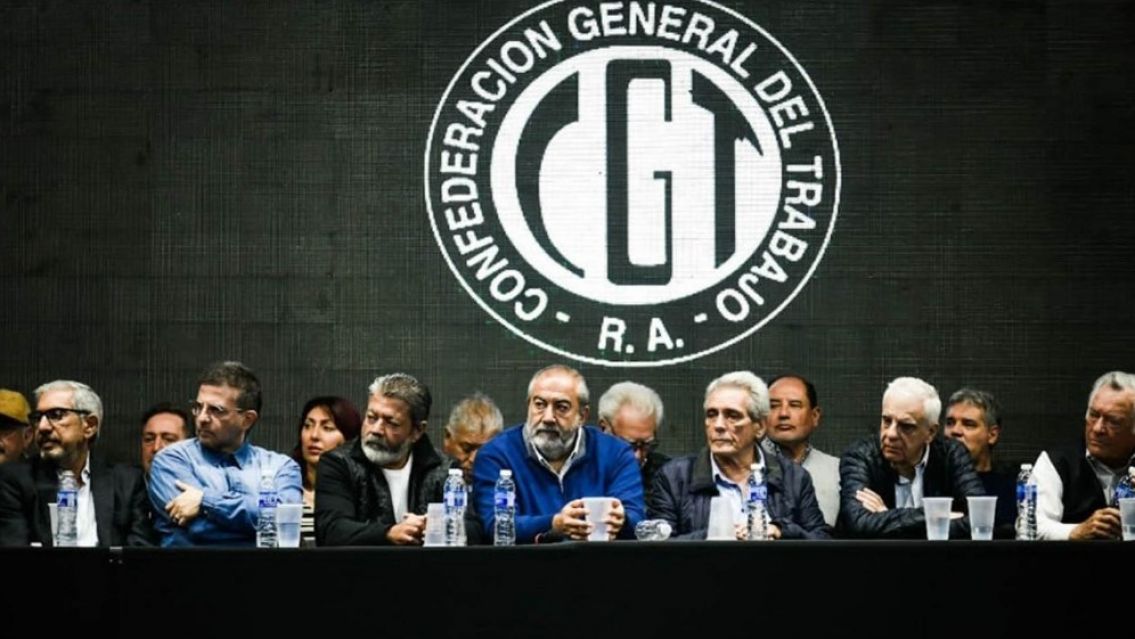 "Hay que meterlo preso, no va poder asumir": La CGT en contra de Milei