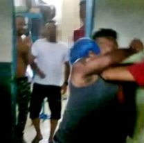 Brutal ataque a polic&iacute;as dentro de una comisar&iacute;a en San Pedro