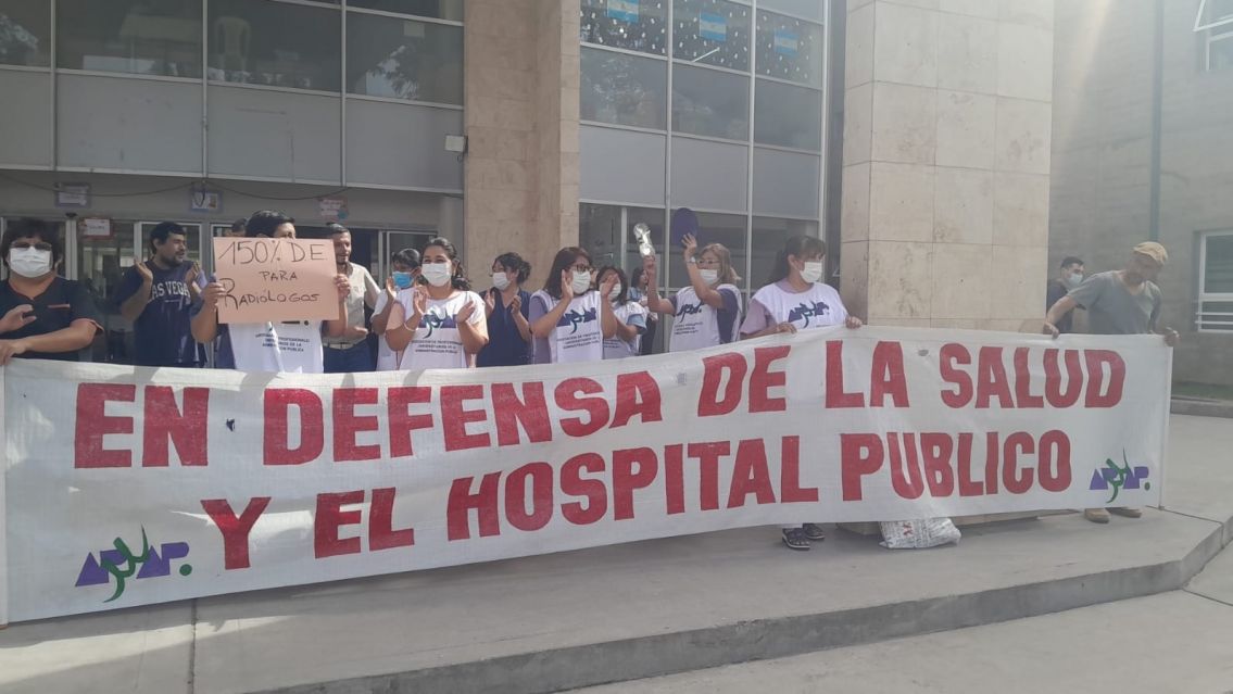 Profesionales juje�os marchar�n ma�ana y no descartan endurecer la protesta 