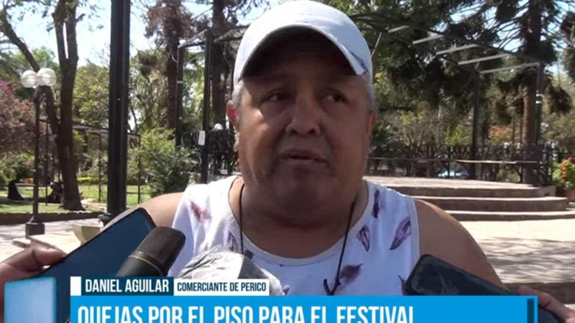 Quiso vender en un festival de San Pedro y Bravo le cobra 60 mil pesos