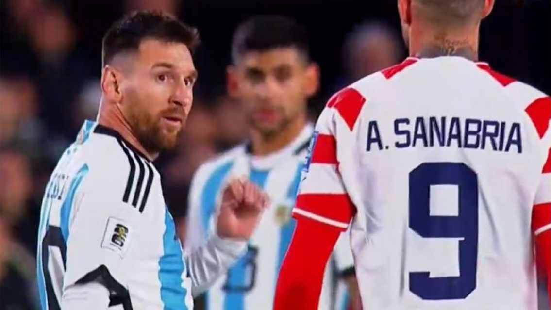 La explicaci�n del jugador paraguayo que escupi� a Messi: esto dijo