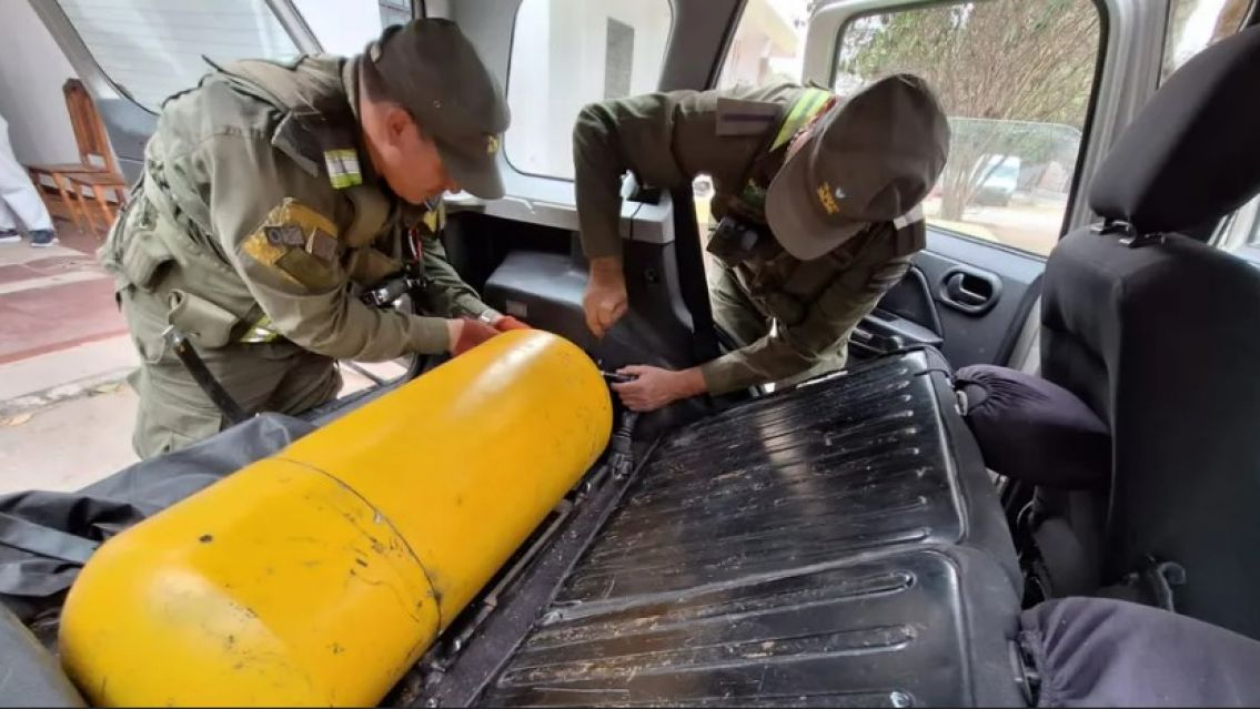Gendarmería decomisó 27 kilos de cocaína en un tanque de GNC