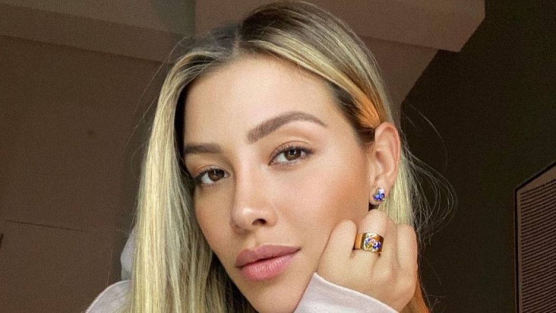 Se casó Michelle Salas, la hija de Luis Miguel. Tremenda fiesta y vestido, ¿él puso algo?