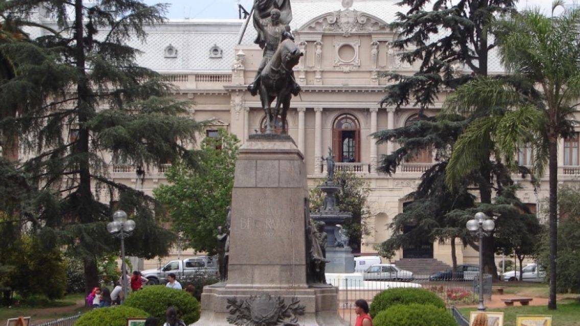 "El domingo todos a festejar a Plaza Belgrano": Libertarios jujeños ya se están convocando