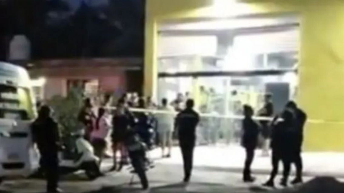 Gritos y desesperación en el GYM: Un menor murió aplastado por una pesa