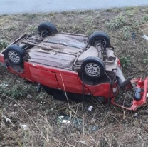 ¿Y la veda? ¿Y los controles? Completamente borracho chocó, volcó y mandó al hospital a un hombre