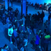 Clima de fiesta en el bunker de Massa ¿Hay batacazo?