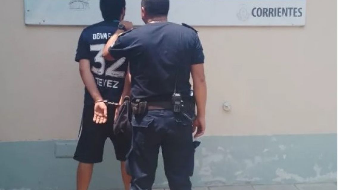 Fue a votar, entregó el DNI y le saltó la ficha: lo metieron en cana