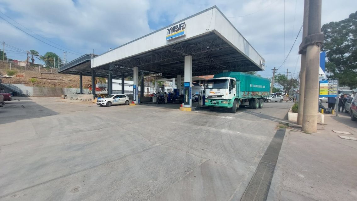 Al otro d�a de las elecciones: subi� la nafta en Jujuy m�s del 3%