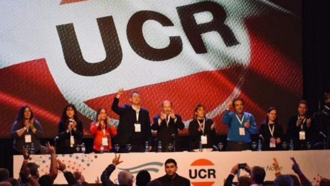 La UCR cada vez más cerca de irse de Cambiemos y apoyar a Massa