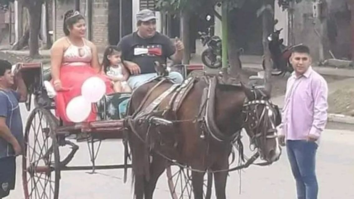 "No necesito lujos para ser feliz": tremendo festejo de una quincea�era 
