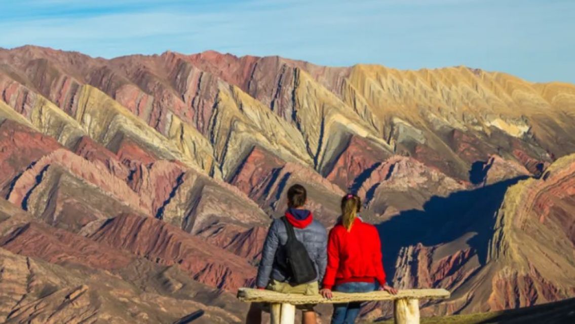 "Humahuaca uno de los mejores lugares de Salta": Papel�n de un medio santafesino