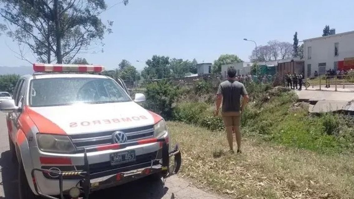 Encontraron un cuerpo sin vida en un canal y hay gran conmoción