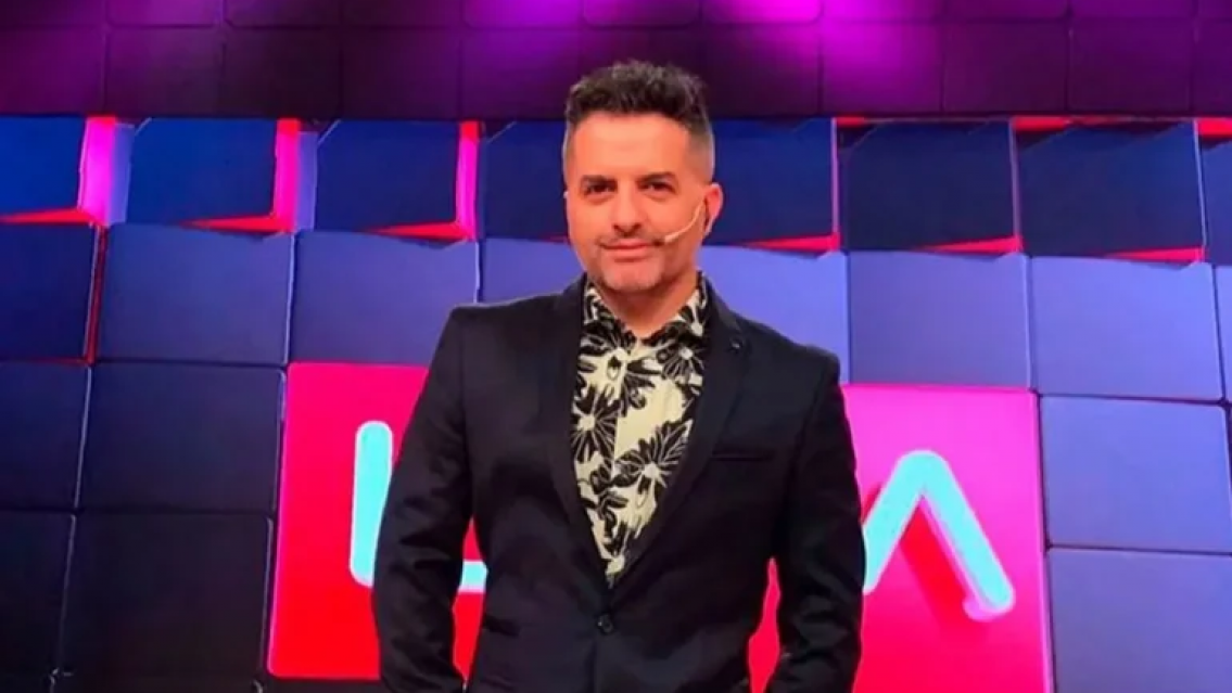 Quién es el esposo de Ángel De Brito, la pareja oculta del conductor de LAM