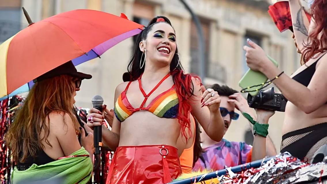 �Bajaron a Lali de la marcha del orgullo de este a�o? Toda la verdad