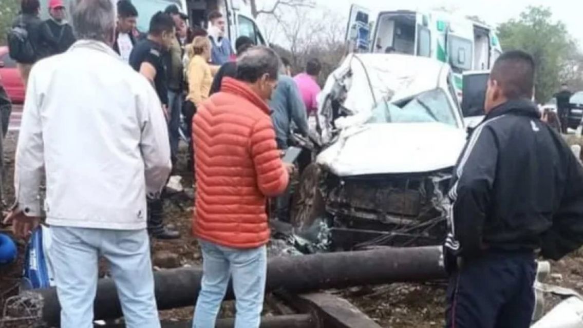 Brutal choque entre dos autos sobre Ruta 34 altura Fraile Pintado; Hay varios heridos