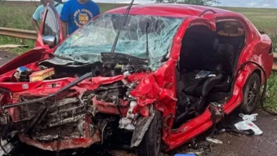 Terrible tragedia: cuatro hinchas viajaban a ver a Boca y chocaron de frente