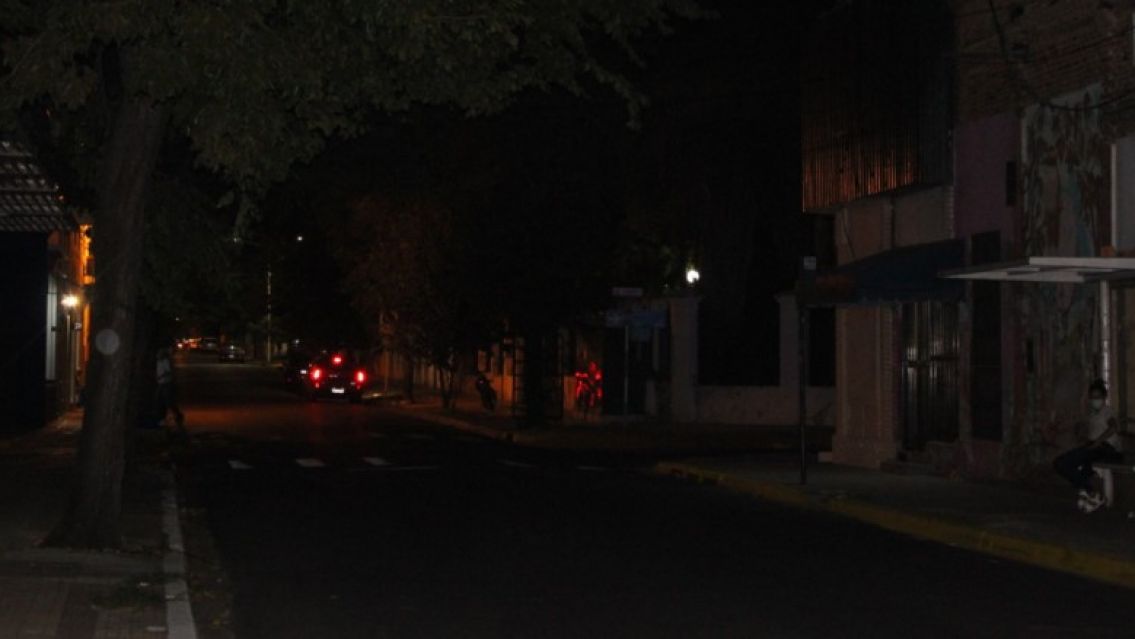 Le clavaron un cuchillo enla panza a un joven jujeño: Querían sus cosas