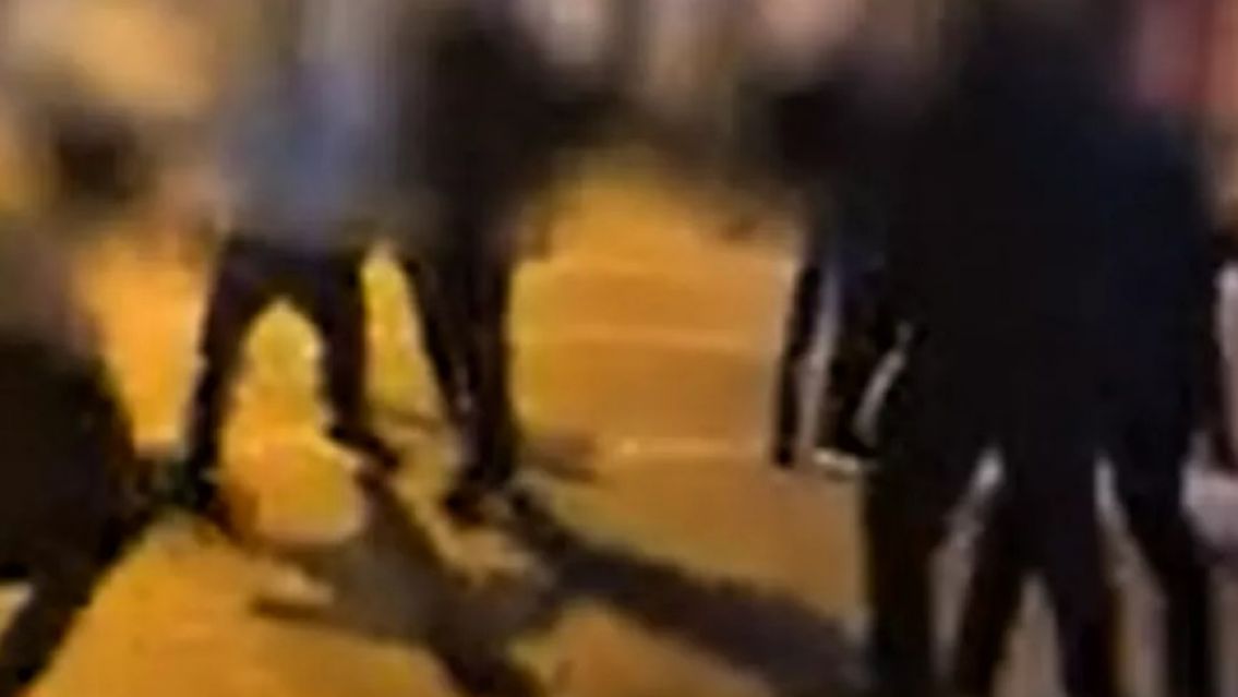 Vecinos de Éxodo Jujeño casi linchan a un vendedor ambulante por manosear a dos nenitas